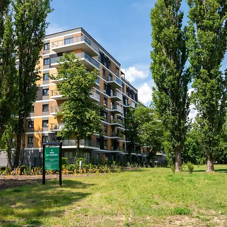 Business - Nature Nearby, Parking - By Rentujemy Lodz